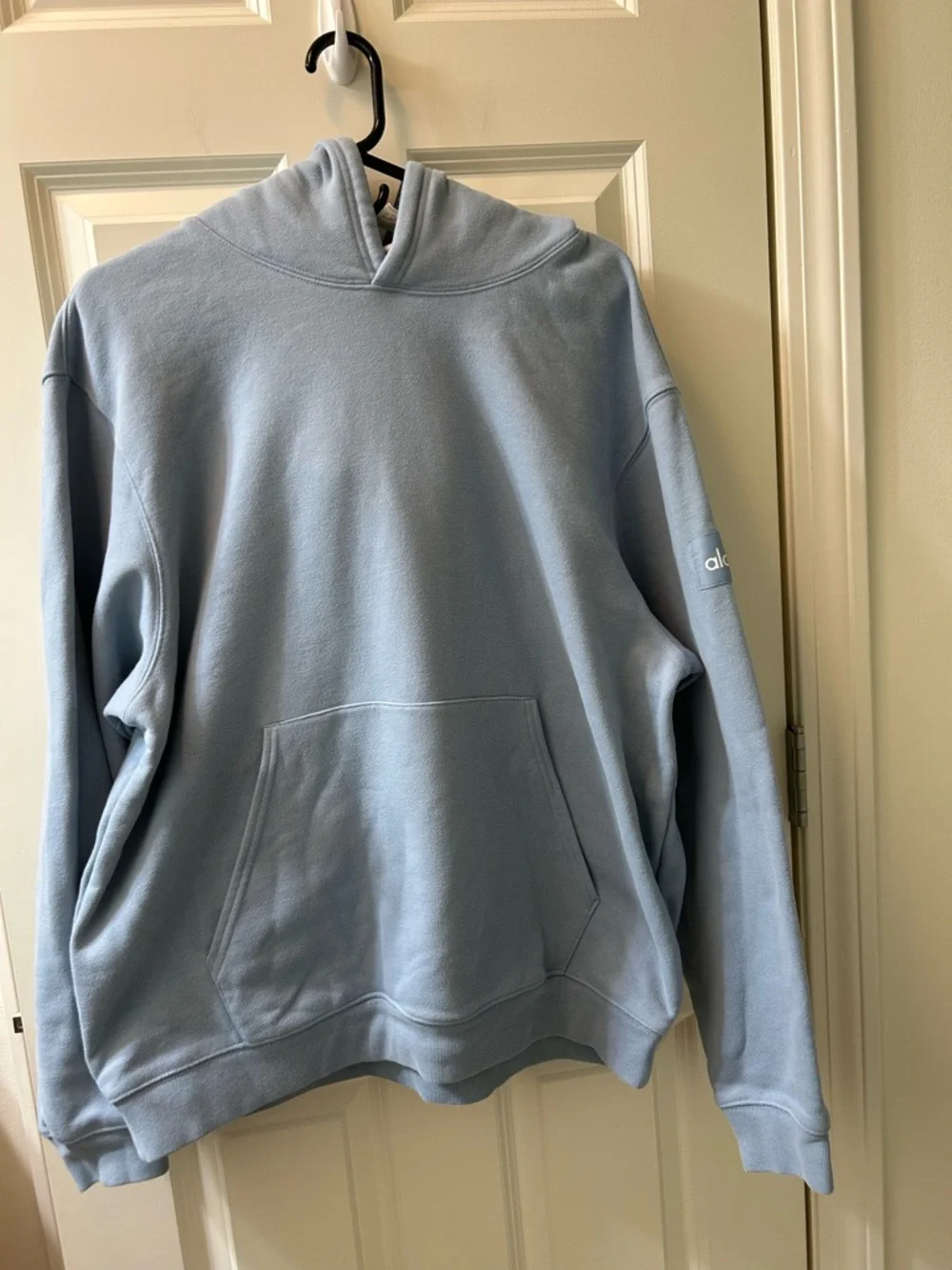 ALO Yoga comfortable pullover